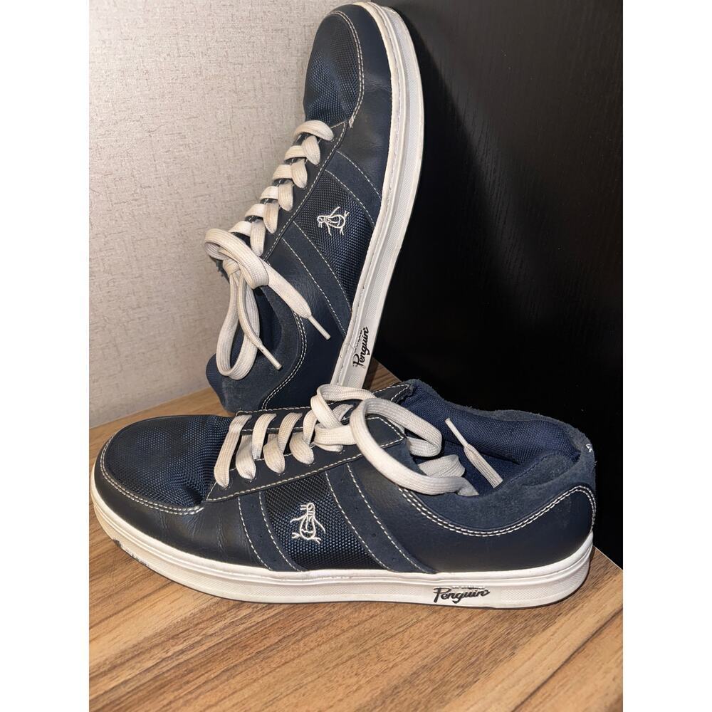 2/$25
 Penguin Men Shoe Size 9.5 Great Condition
